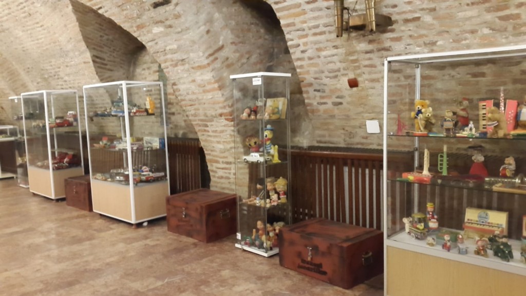 Obiective turistice Transfagarsan copii- Cetatea Fagarasului