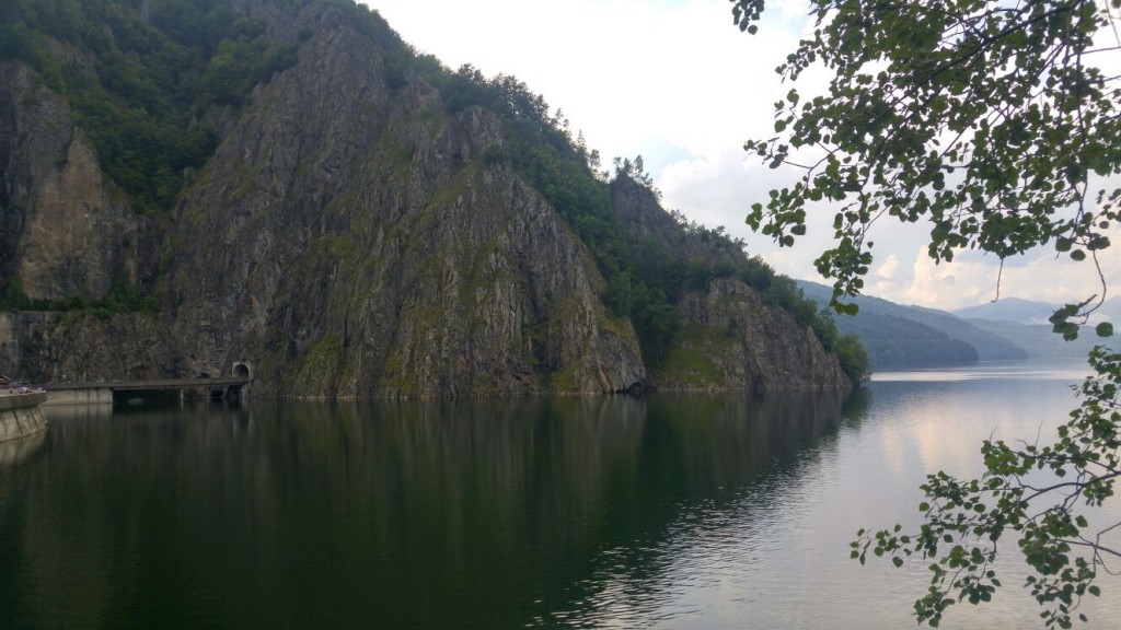 Obiective turistice Transfagarsan- Barajul Vidraru Obiective turistice Transfagarsan- Barajul Vidraru